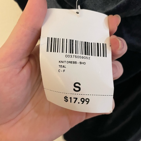 Forever 21 Velvet Dress BUNDLE (3 dresses included!) - Picture 9 of 9